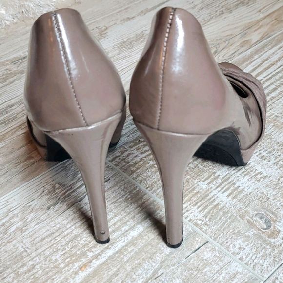 Carlos Santana Taupe Peep-Toe Heels - Picture 2 of 5